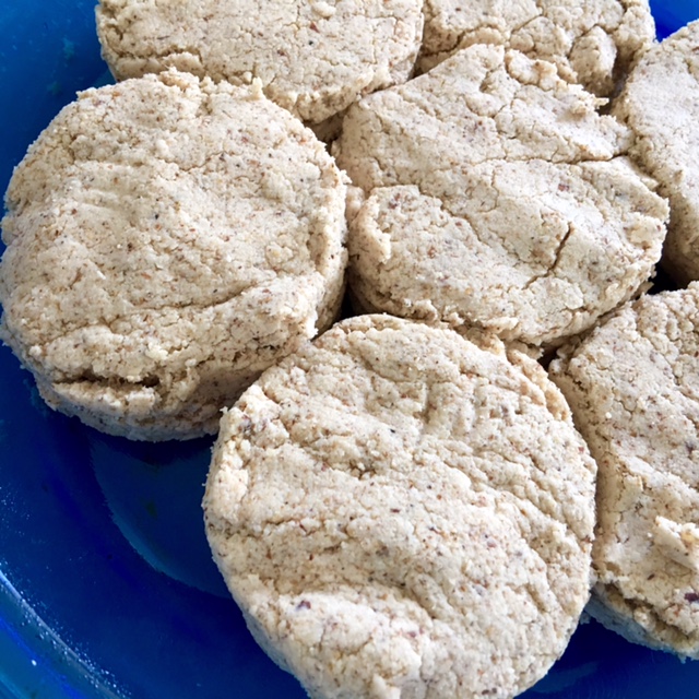 low carb breakfast biscuits may help control diabetes