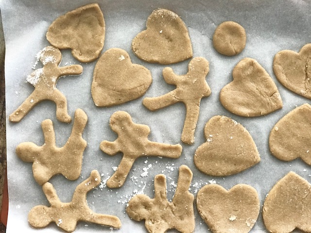 Sugar Less Cookies - by Kristine Thomas of Welli - gluten free, vegan, flourless, low sugar
