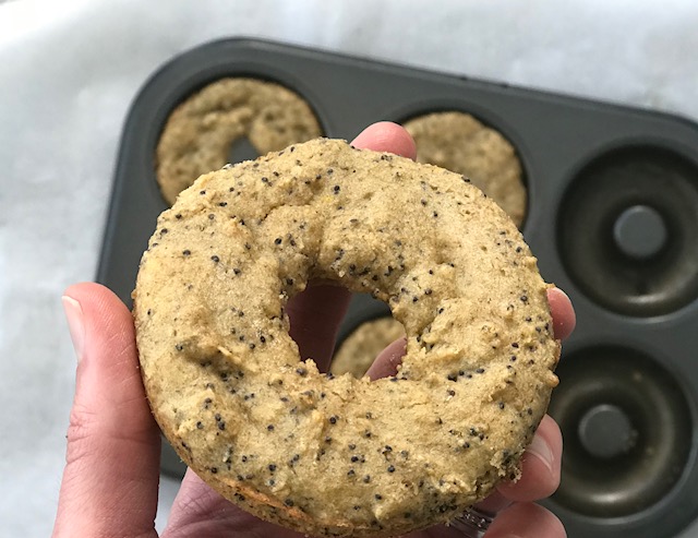 Lemon Poppy Seed Doughnuts - www.getWelli.com - #getWelli #vegan #paleo #grainfree #nosugar #glutenfree