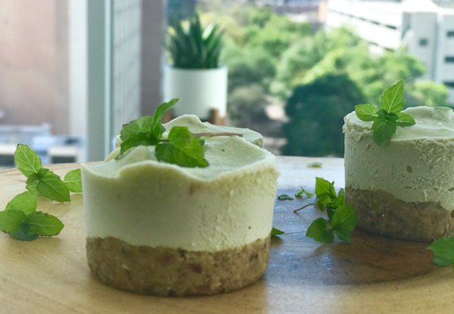 Peppermint Cream Cakes - www.getWelli.com - #vegan #getWelli #paleo #glutenfree #grainfree #sugarfree
