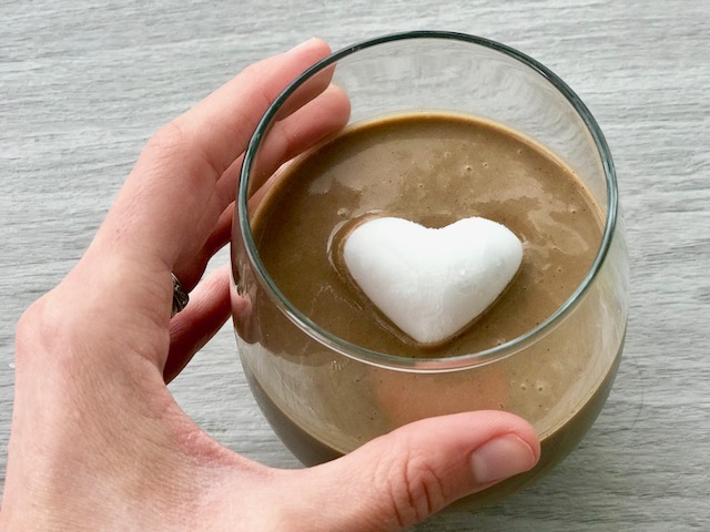 Chaga Morning Smoothie - www.getWelli.com - #getWelli #vegan #smoothie #breakfast #chaga #reishi