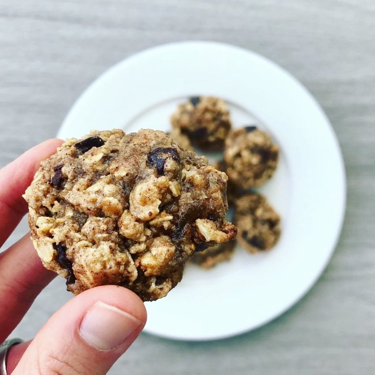 Tahini, Chocolate Chip & Fig Cookies - www.getWelli.com - #getWelli #vegan #glutenfree #vegetarian #cookies
