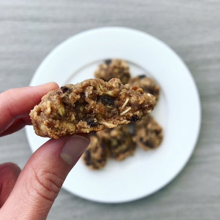 Tahini, Chocolate Chip & Fig Cookies - www.getWelli.com - #getWelli #vegan #glutenfree #vegetarian #cookies