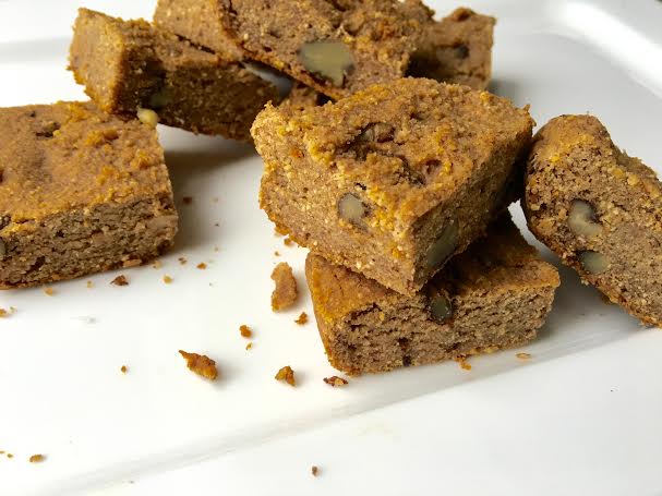 Maple Walnut Blondies - www.getWelli.com - #getWelli #vegan #grainfree #maple #dessert #Thanksgiving