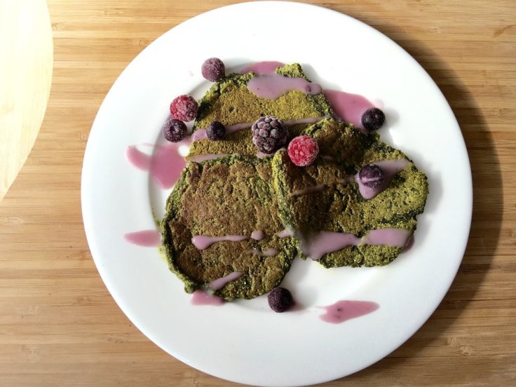 amazing superfood pancakes - www.JoyfulGoodness.com - #JoyfulGoodness #beJoyful #breakfast #vegan #paleo #glutenfree #stpatricksday