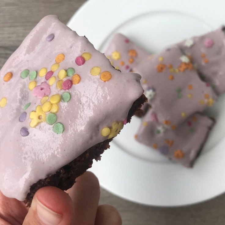 strawberry frosting protein brownies - joyful goodness - vegan - paleo - keto