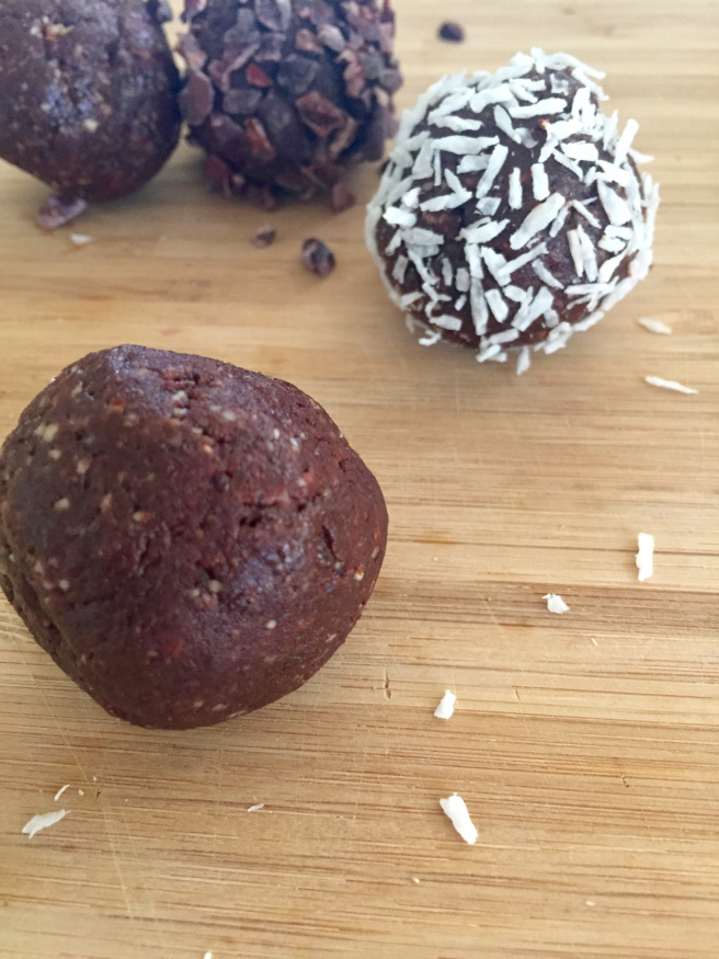 raw breakfast brownies